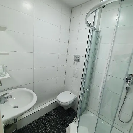 Bad Soden / And Pensión