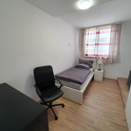 Pensión Bad Soden / And 3*